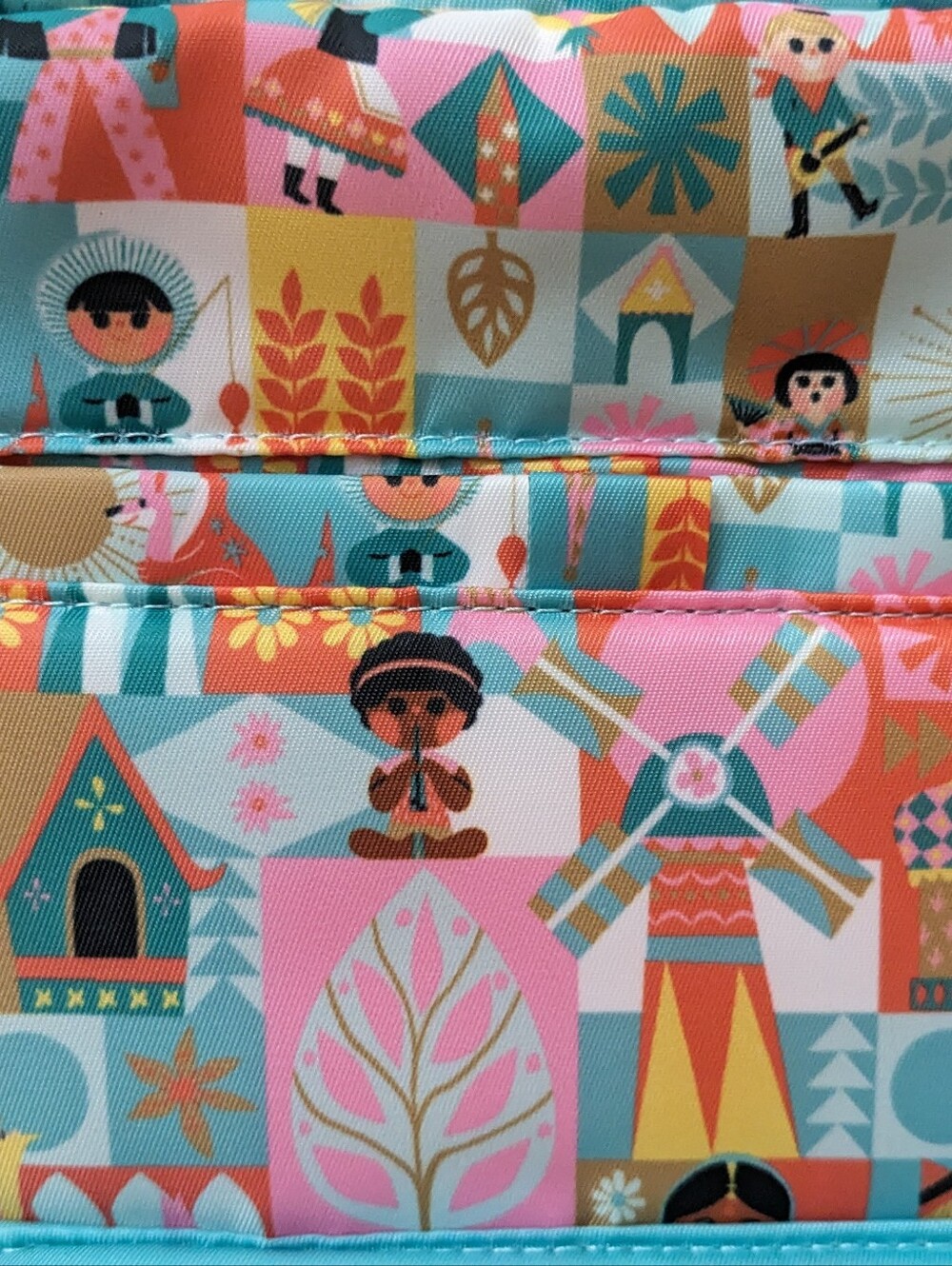 NWT! Lug X Disney It's A Small World Small Backpack - Picture 3 of 16